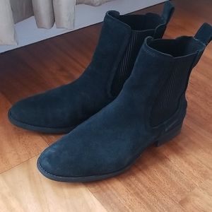 Ugg ankle boots